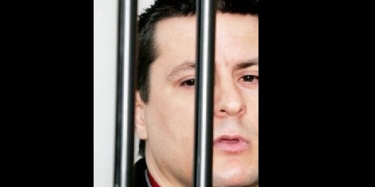 I DËNUAR ME 25-VITE PËR VRASJE TË DYFISHTË/ Kundërshtoi policinë, arrestohet personazhi i njohur i botës së krimit (EMRI)