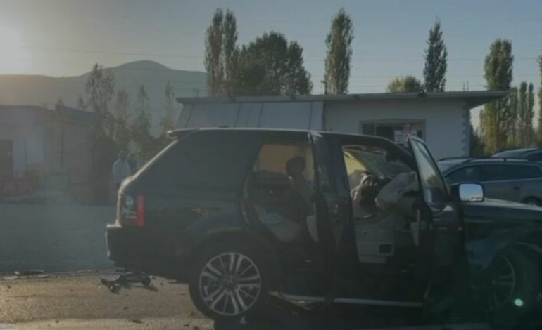 E RËNDË/ Aksident i trefishtë në aksin Lezhë-Shkodër, plagoset burri dhe gruaja shtatzënë