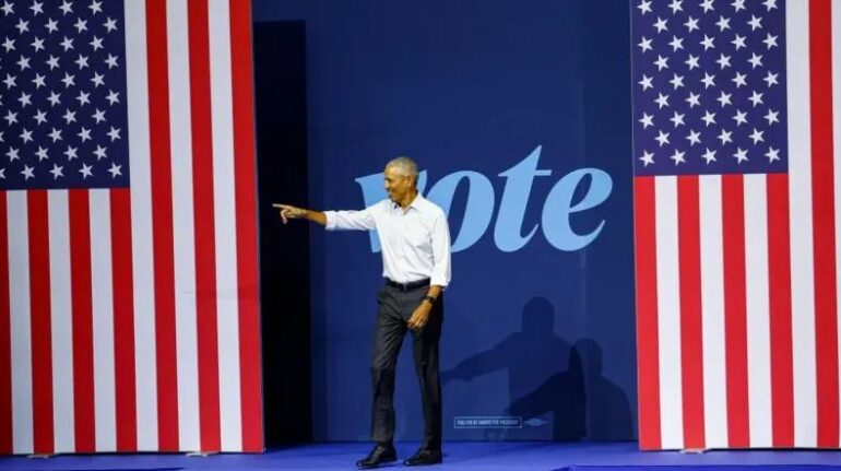 “E PLOTËSOVA, E VULOSA E FIMROSA”/ Obama i bashkohet 21 milionë amerikanëve që votojnë para 5 nëntorit