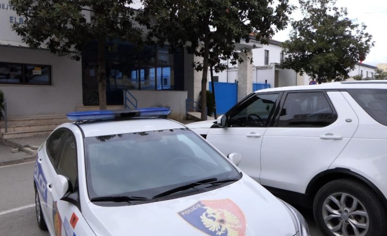 ARRESTOHET 25-VJEÇARI NË FIER/ Si u kthye në tmerri ne të resë: E përndoqi për 5 muaj, e dhunoi dhe…