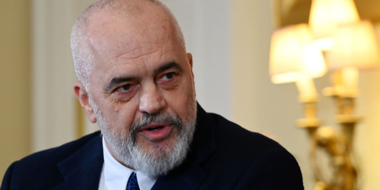 ARRESTIMI I METËS/ Reagon Rama: Disa politikanë bien se nuk qëndrojnë drejtë…
