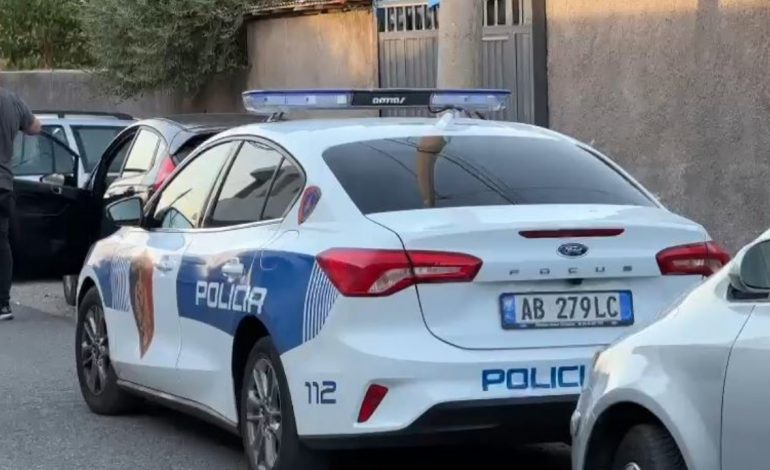 NDODH EDHE KJO! Nuk përmbahet mësuesi në Elbasan, lyen me benzinë një person, pretendon se…