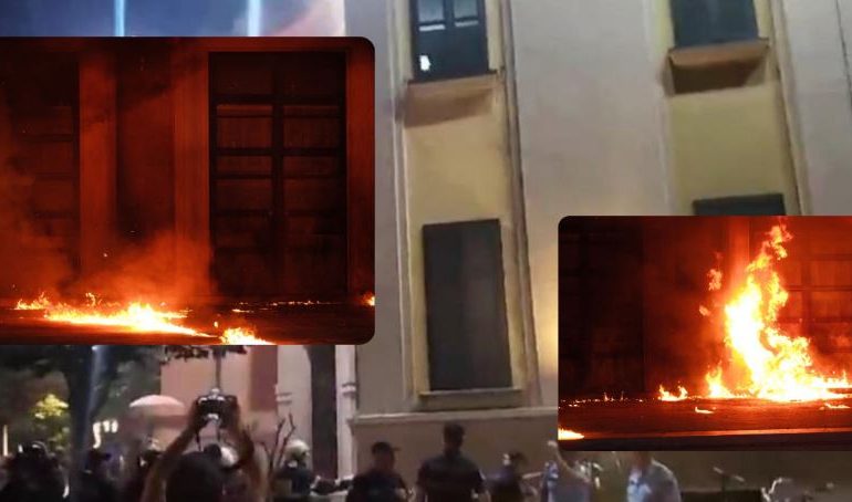 PROTESTA/ Policia e Shtetit rikujton opozitën: Të bllokosh akset dhe lëvizjen e lirë është vepër penale