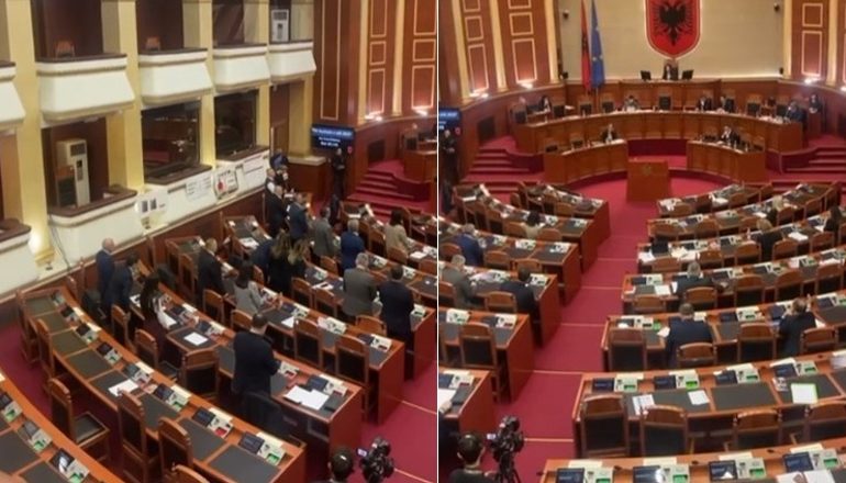 TË NDARË EDHE NË HOMAZH/ Demokratët mbajnë 1 minutë heshtje për 14-vjeçarin e vrarë pa PS