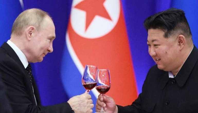 RUSIA THYEN SANKSIONET/ I jep Koresë së Veriut 1 mln fuçi me naftë: Pagesë për armët dhe trupat që Pheniani i ka dërguar Moskës