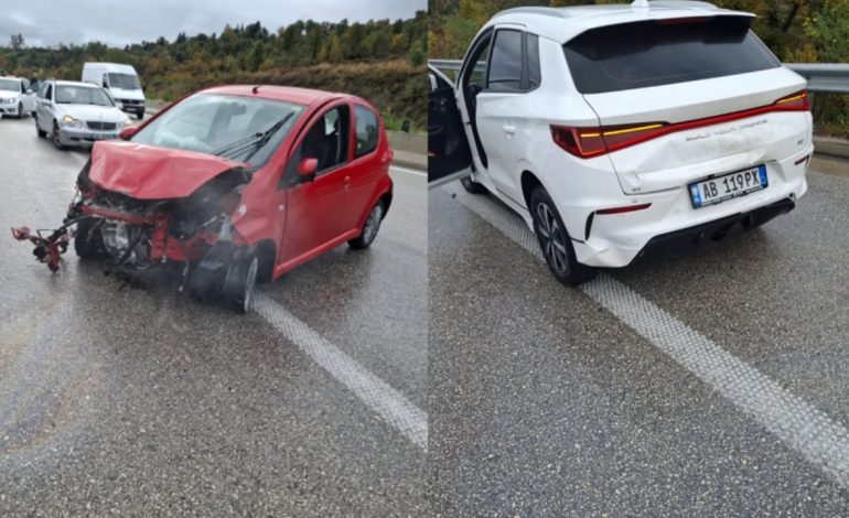 PAMJET E RËNDA/ Aksident masiv në dalje të tunelit Elbasan-Tiranë! Përplasen 4 makina, disa persona…