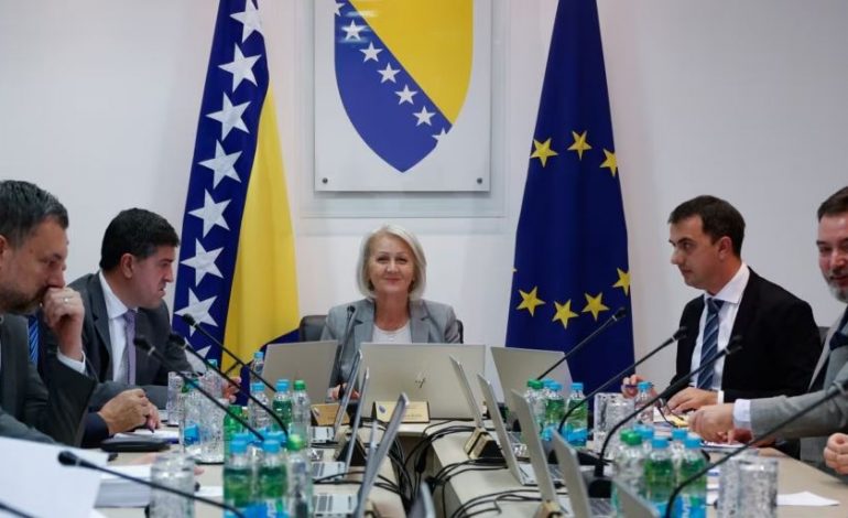 DËSHTOI TENDERI PËR ORGANIZIMIN/ Anulohet samiti i liderëve të rajonit dhe BE-së në Bosnje