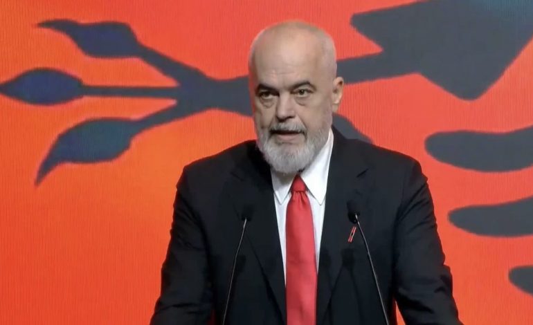 ARRESTIMET E POLITIKANËVE/ Rama nga Selaniku: Mjafton të kujtoni Fatos Nanon dhe drejtësinë e…