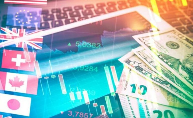 KËMBIMI VALUTOR/ Me sa blihen e shiten dollari dhe euro, çfarë ndodh me monedhat e tjera
