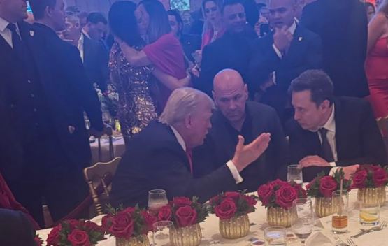 GARA PËR SHTËPINË E BARDHË/ Trump pret rezultatin në Mar-a-Lago së bashku me Elon Musk