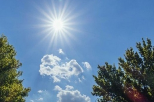 PARASHIKIMI/ Kthjellime dhe alternime vranësirash deri të dendura, ja si do të jetë moti sot