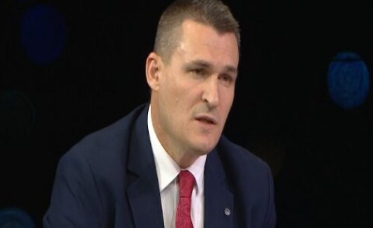“KEMI HETUAR…”/ Altin Dumani mesazh të fortë: Do godasim këdo pavarësisht pozitës që ka