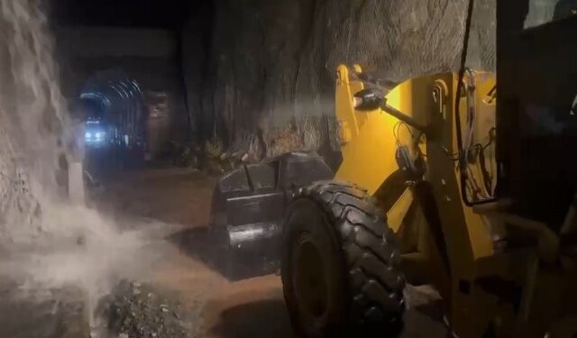 MOTI I KEQ/ Pa energji disa fshatra në Shkodër, Malësi të Madhe dhe Vaun e Dejës. Bllokohen disa akse