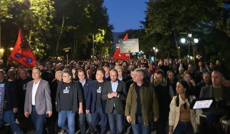 TË MARTËN PROTESTA KOMBËTARE E BERISHËS/ Ja kur do të mblidhen demokratët! Zbulohet ora