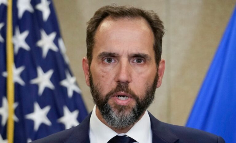 HETOI DY ÇËSHTJE TË TRUMP/ Zëri i Amerikës: Jack Smith planifikon të japë dorëheqjen para se Presidenti i zgjedhur të fillojë mandatin