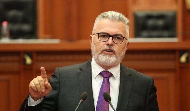 DËNIMI I SALIANJIT/ Gogu ironizon opozitën: Ju për një vendim gjykate dogjët parlamentin, sot na vini këtu…