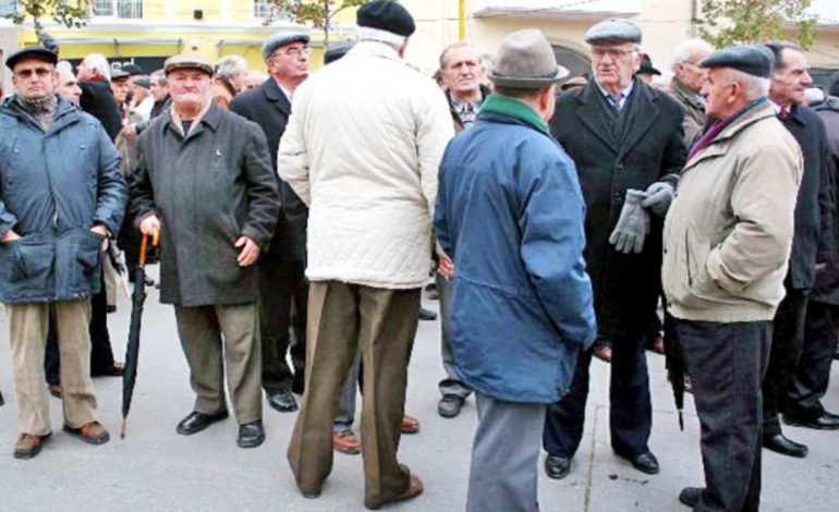 PENSIONET/ Sa lekë do të jepen për indeksimin dhe bonusin e fundvitit!
