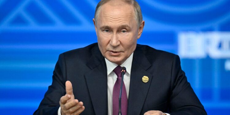 MESAZHET KËRCËNUESE/ Putin: Rusia do të vazhdojë të testojë raketën e re balistike