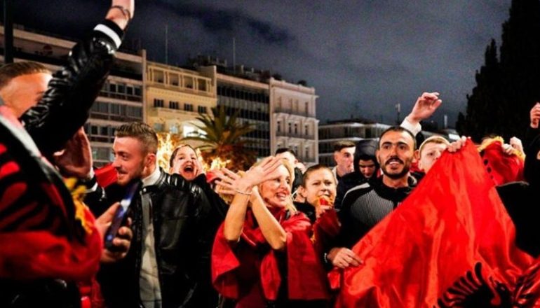 GREQI/ Shqiptarëve u ndalohet një tubim në Athinë, sipas policisë mund të shkaktojë tensione dhe reagime negative