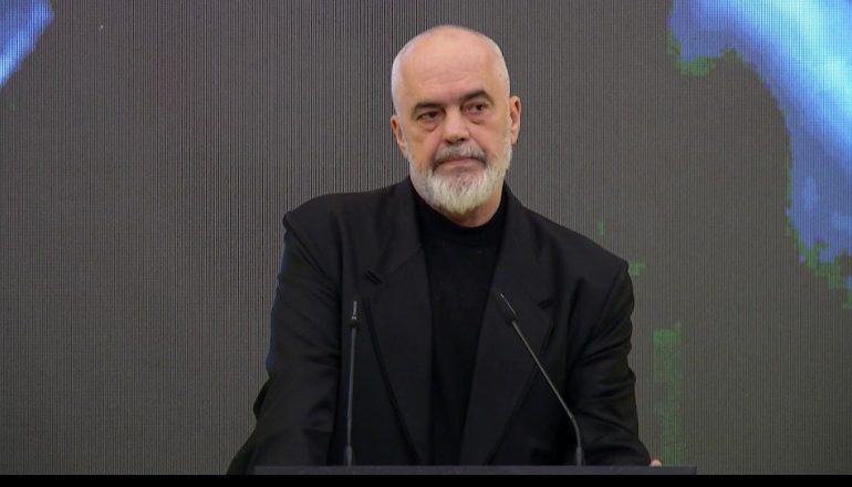 ALARMI PËR GJUHËN SHQIPE NË MAQEDONINË E MADHE/ Rama: Nuk është çështje e Gjykatës Kushtetuese, mbajti bashkë dy popujt shtetformues
