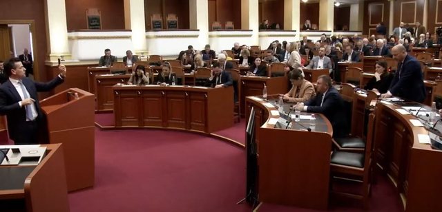 “TË Q*** ROPT”/ Degradon në FJALË BANALE sherri mes Mziut dhe Shehajt: Na çave tr*pin… (VIDEO)