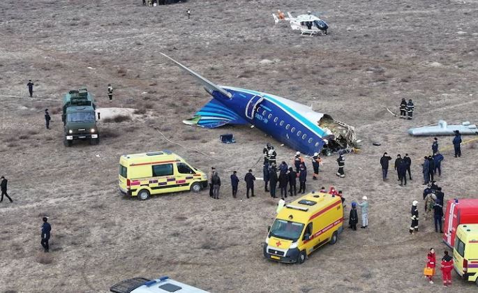 ME TË MBIJETUARVE EDHE DY TË MITUR/ Detaje nga aksidenti ajror në Kazakistan, 39 persona kanë ndërruar jetë, ja pistat ku po hetohet