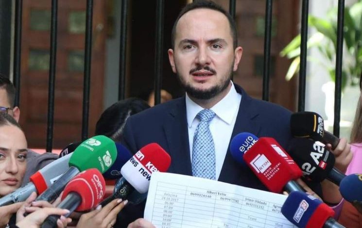 34-VJETORI I PD/ Salianji mesazh nga burgu: E nesërmja për demokratët është sërish betejë e protestë. Shqiptarët çdo ditë po marrin…
