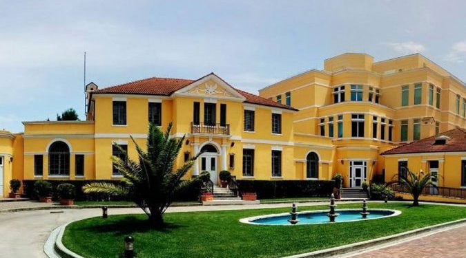 DITA E RINISË/ Ambasada amerikane: Studentët formësuan të ardhmen! Krah jush në rrugën drejt BE-së