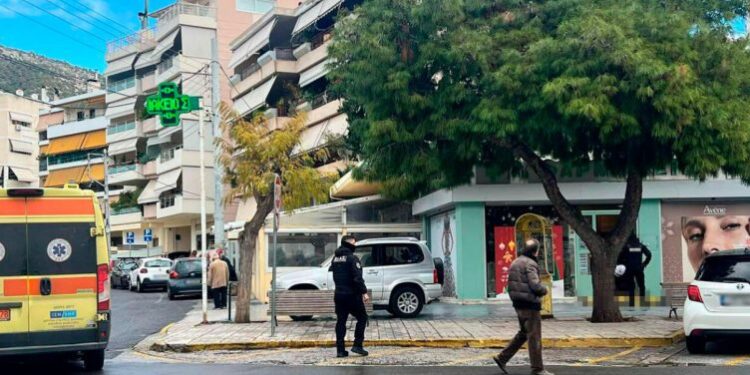 LARJE HESAPESH? Dy të vrarë dhe një i plagosur rëndë pas të shtënave me armë zjarri në Greqi