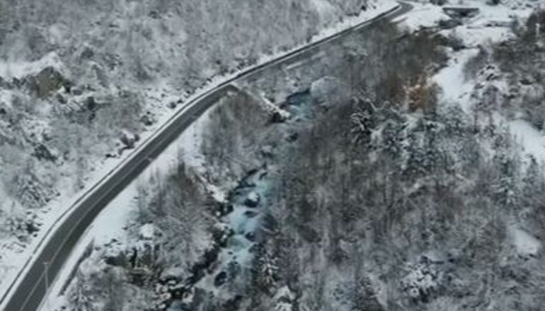 MBULOHET NGA “VELLOJA” E BARDHË E DËBORËS/ Pamjet me dron nga Valbona