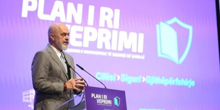 ZYRTARIZON VENDIMIN/ Rama: Tik Tok do të mbyllet për një vit, është “rrugaçi i lagjes”