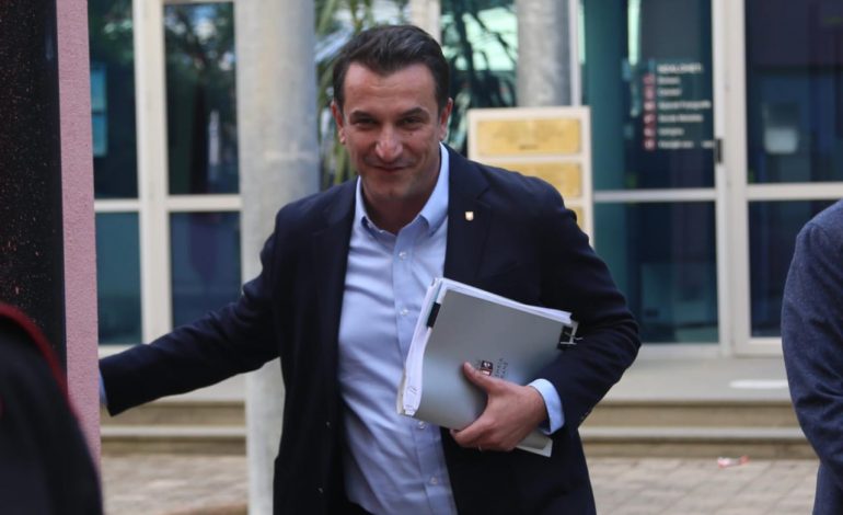 PAS PESË ORËVE/ Kryebashkiaku i Tiranës, Erion Veliaj del nga SPAK