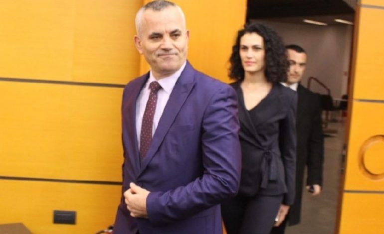 ARDI VELIUT I BESOHET NJË TJETËR DETYRË/ Bëhet koordinator në Vlorë për…