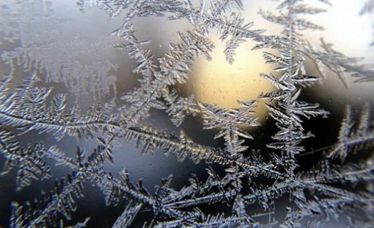 PARASHIKIMI I MOTIT/ Ulen temperaturat, arrijnë deri në -7 gradë celsius