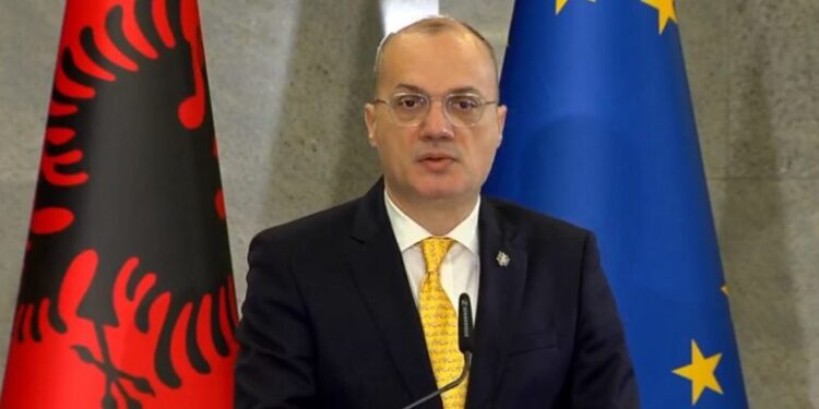 MORI 39 VOTA PËR SEKRETAR TË PËRGJITHSHËM TË OSBE/ Hasani tregon pse u tërhoq nga gara