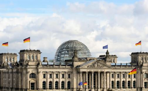 GJERMANI/ Presidenti Steinmeier shpërndan Bundestagun, zgjedhjet e reja parlamentare më 23 shkurt