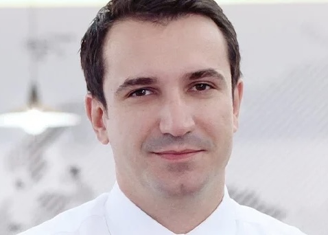 DEKLAROI SE ËSHTË ARRATISUR/ Veliaj i përgjigjet Berishës: Po shkoj në SHBA për takime, nuk iki unë nga Shqipëria o kërmë ‘non grata’