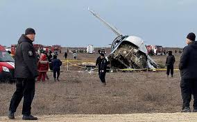 “U ENDËM 2 ORË NË AJËR”/ Dëshmia e 21 vjeçarit që mbijetoi nga rrëzimi i avionit në Kazakistan: Piloti tentoi tre herë ulje emergjente