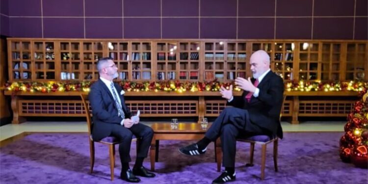 “NEGOCIATAT MBYLLEN NË 2027″/ Rama për VOA: Plan konkret me KE për integrimin në Union