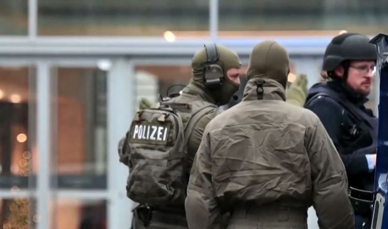 SULM ME THIKË NË BERLIN/ Dy të lënduar në spital, arrestohet autori