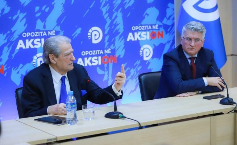 TAKON GRUPIN E PUNËS SË PD NË LEZHË/ Berisha: Modeli ynë është rritja e rrogave dhe pensioneve. Ja si do të dalim në krye të rajonit