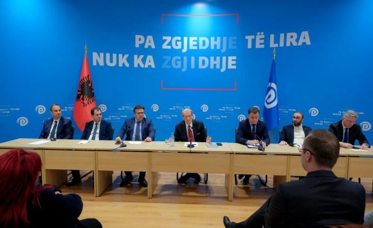 PROTESTA E 23 DHJETORIT/ Berisha: Do e bllokojmë Tiranën në çdo drejtim, nga Qafë Priska në Vorë