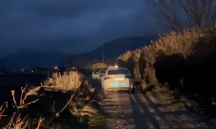 DETAJET E PARA/ Gjendet i pajetë në makinën e tij një 47-vjeçar në Korçë