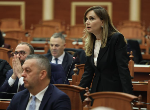 KUVEND/ Tabaku: Fitorja e tretë e Profesionistëve të Lirë ndaj pandershmërisë së Qeverisë! Akti Normativ rikthen paratë…