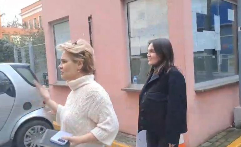 PAS DY ORËVE QËNDRIM/ Monika Kryemadhi del nga SPAK