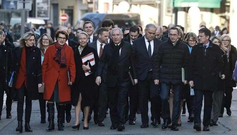 FRANCË/ Mbledhja e parë të Këshillit të Ministrave të qeverisë Bayrou, Marcon bëri thirrje për guxim dhe stabilitet