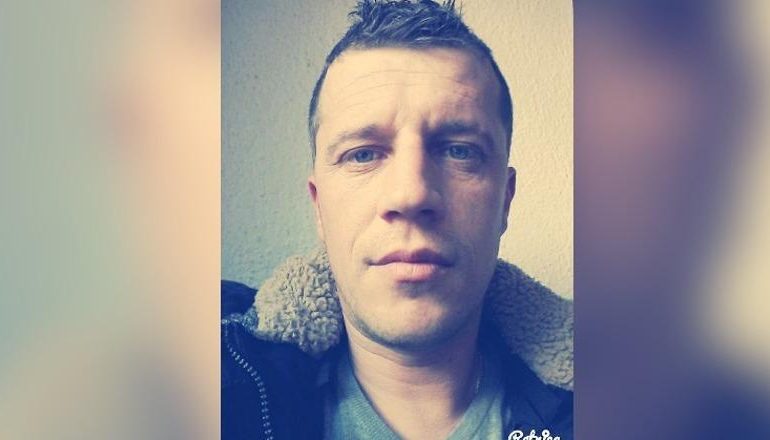 “S’MUND TË TALLESH ME…”/ Motra e Egli Progës reagon ashpër ndaj deklaratës së ministrit Hoxha: Përdhos kujtimin e vëllait tim dhe fsheh të vërtetën