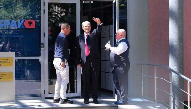 AFERA “PARTIZANI”/ Sali Berisha paraqitet nesër në SPAK, ‘mobilizon’ militantët në protestë! Mesazhi për strukturat: SKAP-i vegël e Ramës