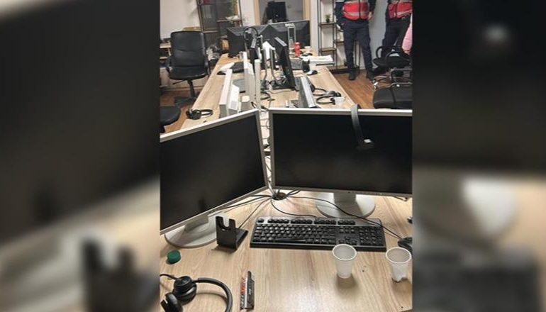 ÇFARË NDODHI NË TIRANË? Goditet aktiviteti i mashtrimit me Call-Center te ‘Rruga e Elbasanit’, arrestohet administratori, 13 të tjerë…