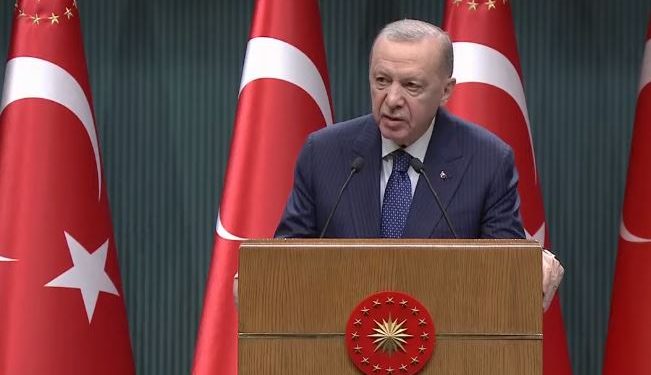 TRAGJEDIA NË TURQI/ Erdogan shpall zi kombëtare: Po hetohet, ata që e shkaktuan duhet të mbajnë…